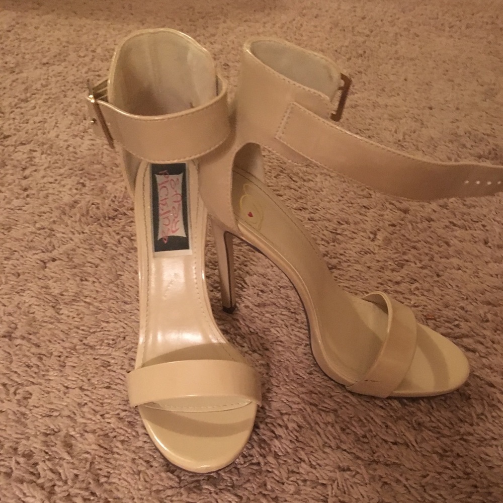 Cream strap heel